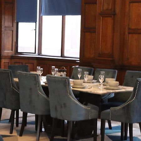 16 Queen Avenue Collection By Happy Days Liverpool Extérieur photo