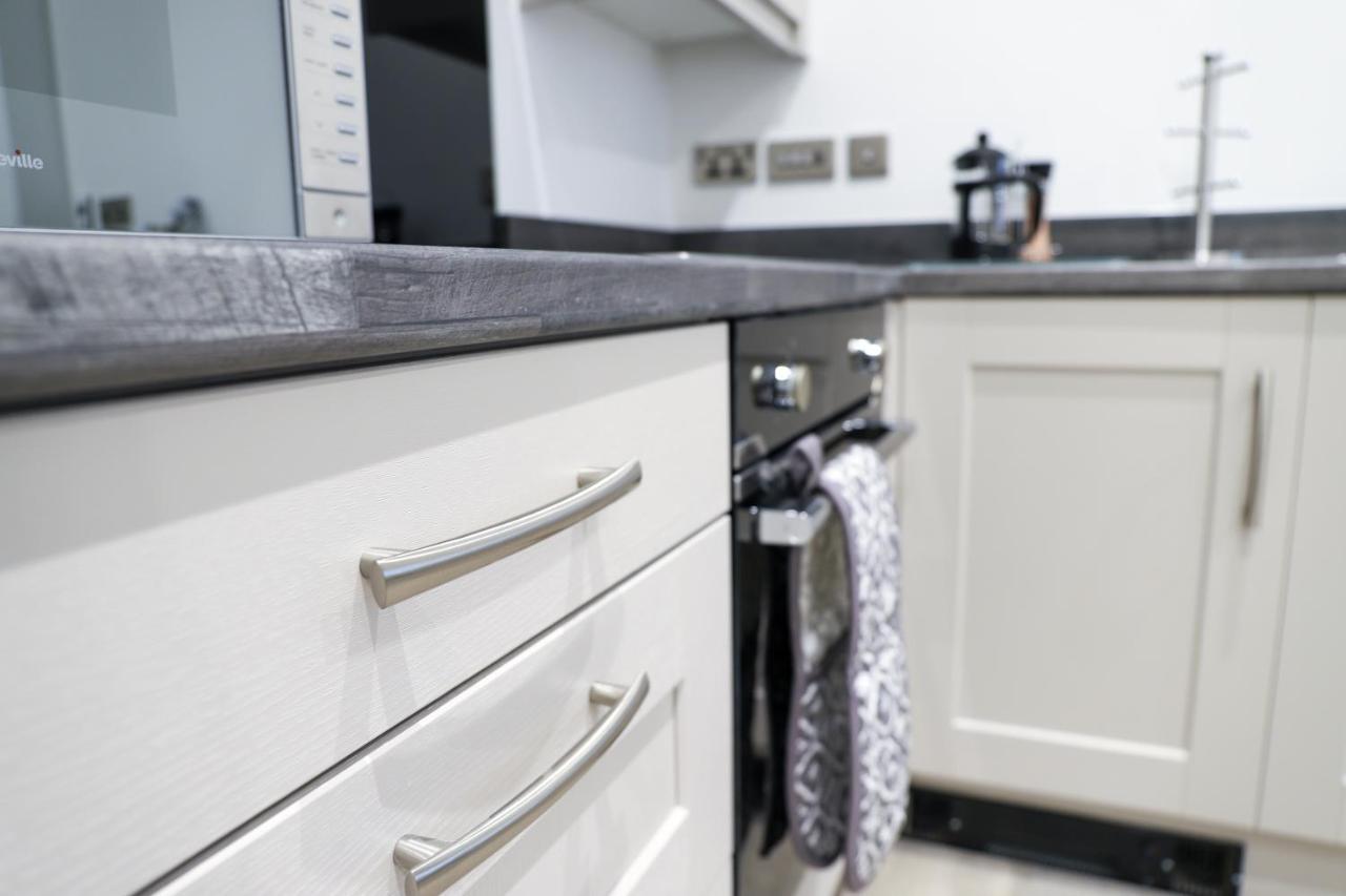 16 Queen Avenue Collection By Happy Days Liverpool Extérieur photo