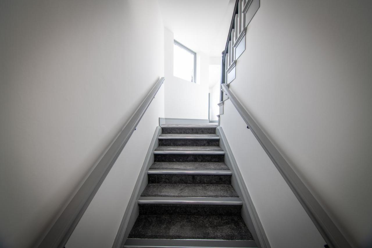 16 Queen Avenue Collection By Happy Days Liverpool Extérieur photo